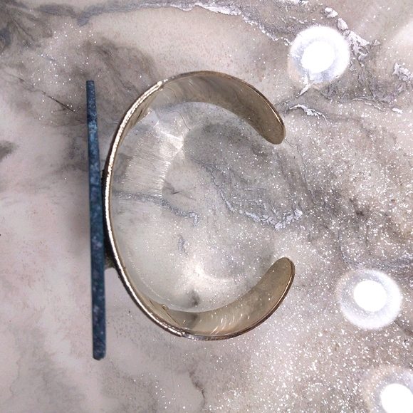 NWOT Natural Agate Slice Adjustable Silver-toned Cuff Bracelet with Wiring - Picture 4 of 8